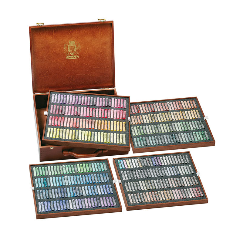 Ensemble 400 pastels, boite en bois